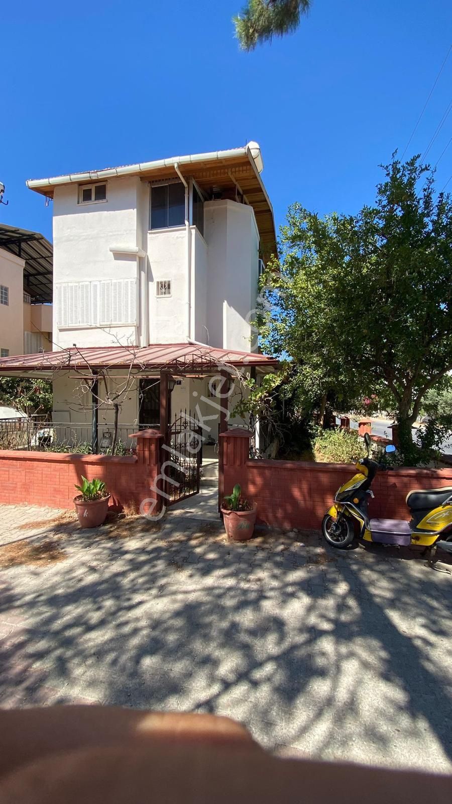 Didim Akbük Satılık Villa Didim akbük mahallede 3+1 denize yakın müstakil villa