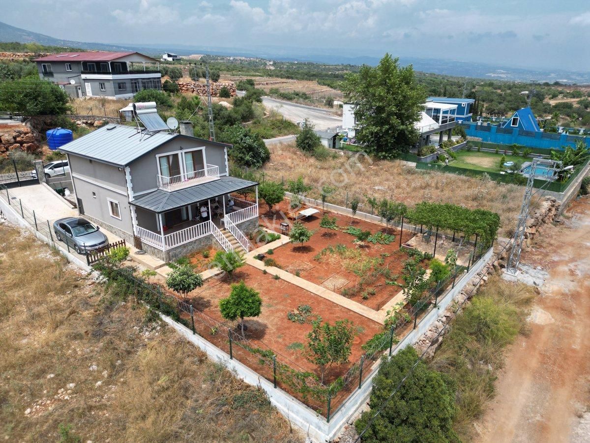 Erdemli Ayaş Satılık Villa REMAX TROPİK'TEN ÇANAKÇI'DA DENİZ MANZARALI 3+1 DUBLEX VİLLA