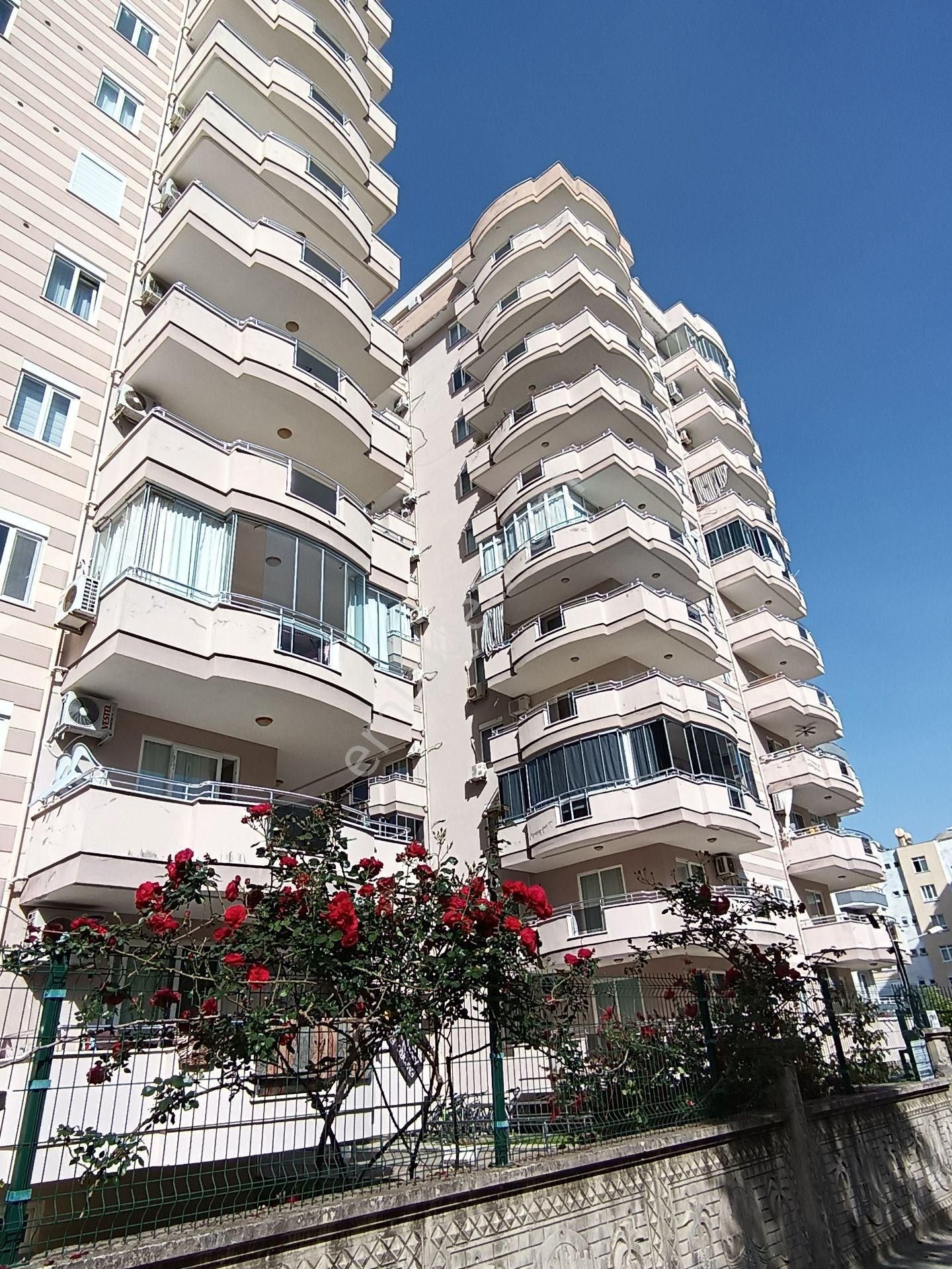 Satılık, Mobilyalı 4+1 Satılık Dubleks Daire, Flamingo2 Sitesinde, Denize 300 Mt