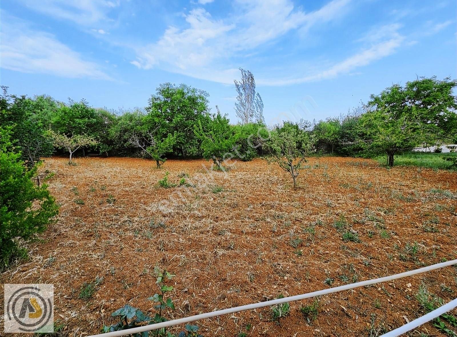 Konya Hüyük Satılık Ticari İmarlı KONYA HÜYÜK MERKEZDE 2.815 M2 SATILIK ARSA