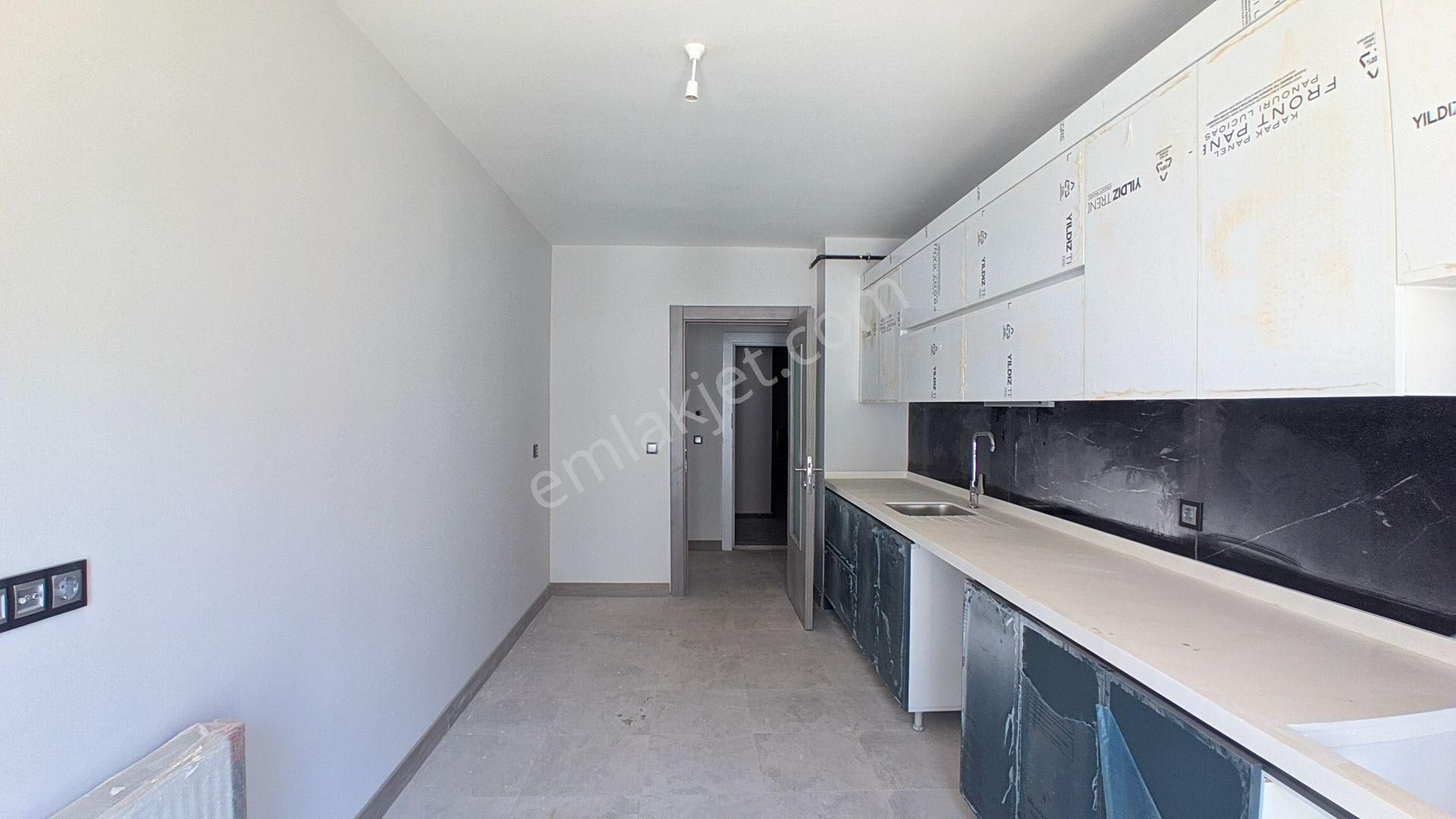 15 Temmuz Selçuklu Evlerinde Oturum Hazır 3+1 125 M2 Daire - Görsel 6