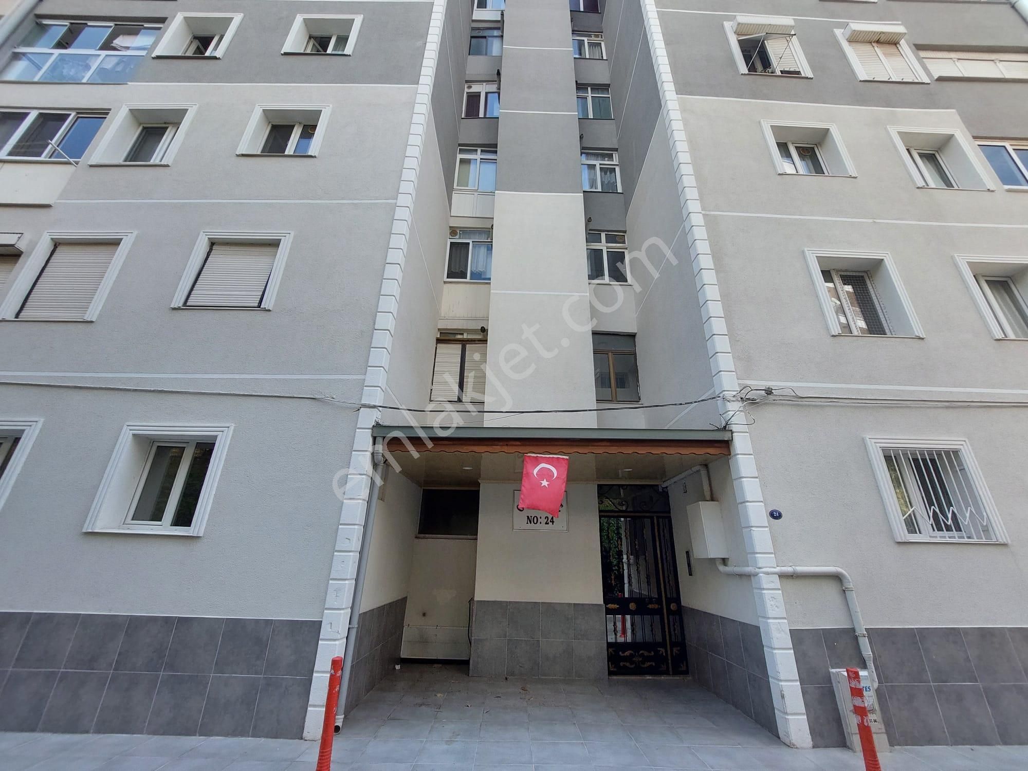 Çiğli Egekent Satılık Daire  EGEKENT SAĞLIKÇILAR SİTESİNDE DENİZ MANZARALI SATILIK 3+1 DAİRE