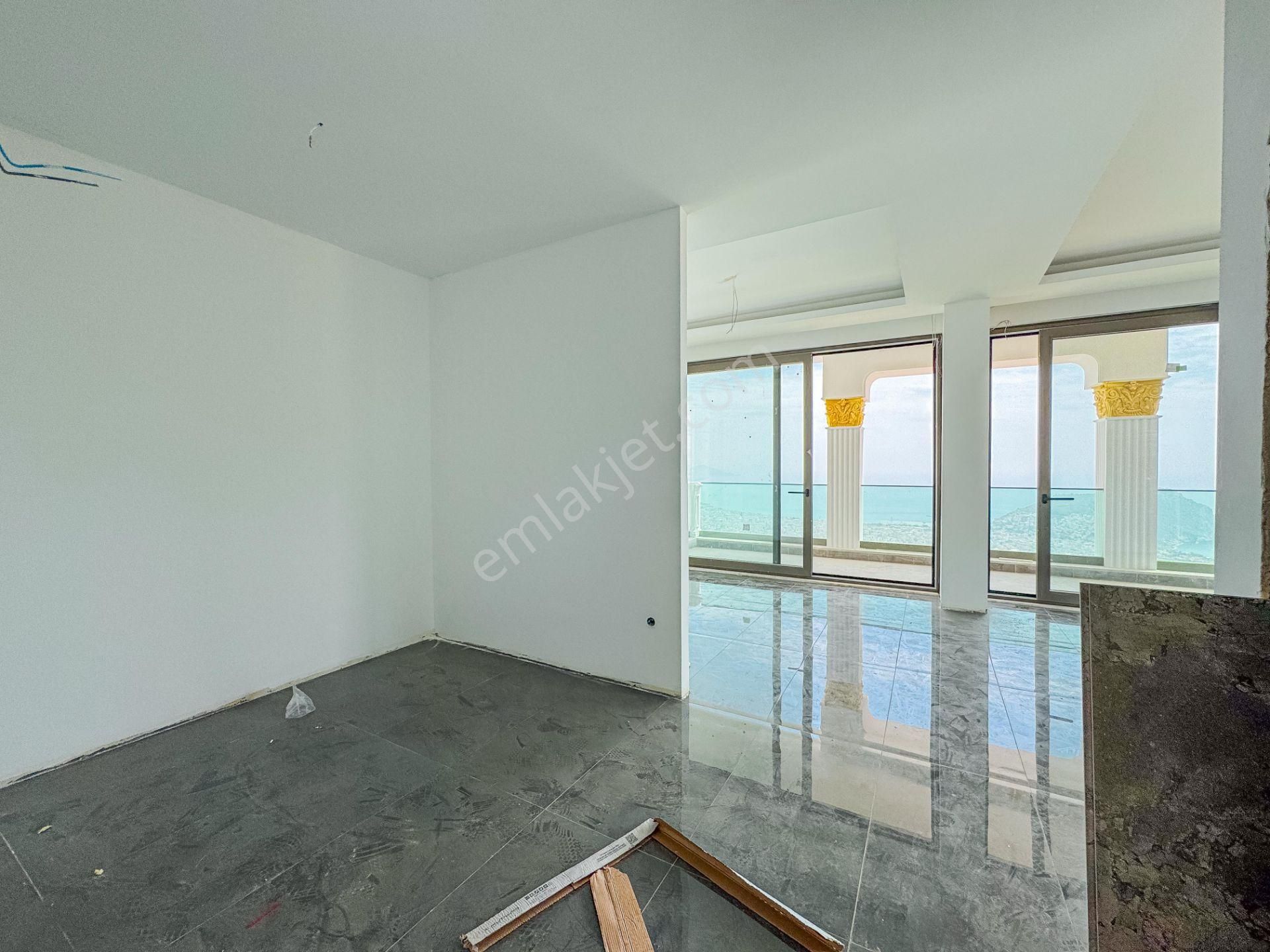 Alanya Tepe'de 4+1 400m² Muhteşem Manzaralı Ultra Lüks Villa!!! - Görsel 4