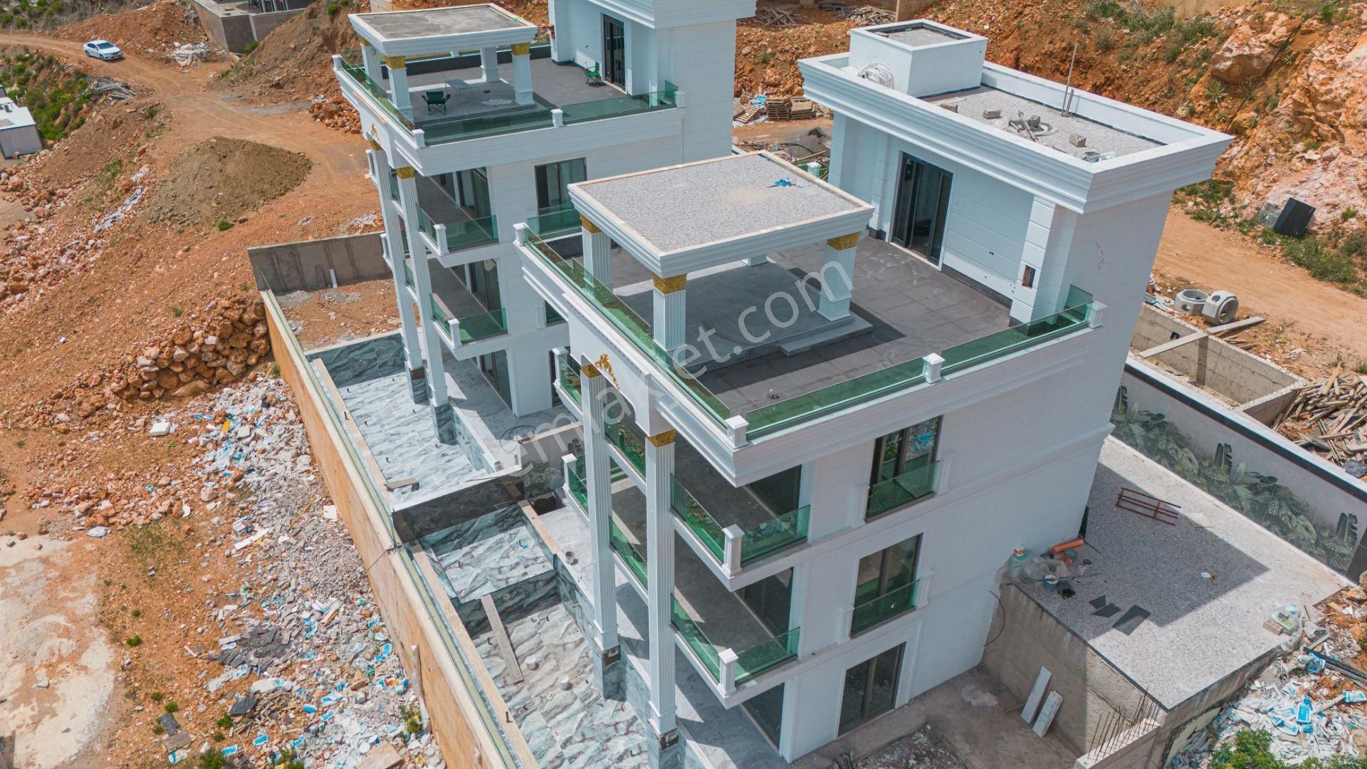 Alanya Tepe'de 4+1 400m² Muhteşem Manzaralı Ultra Lüks Villa!!! - Görsel 31