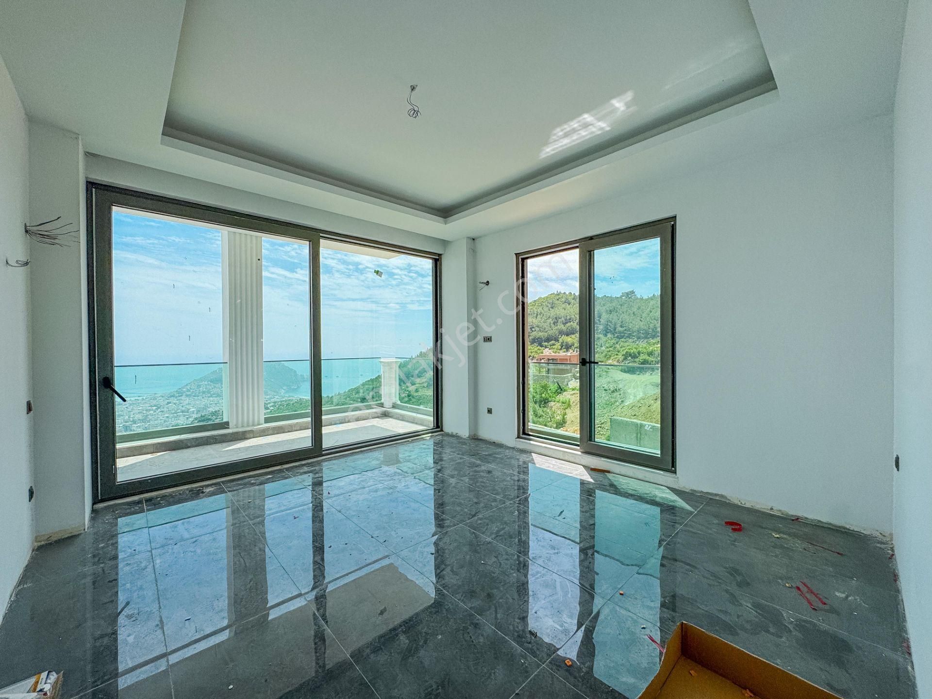 Alanya Tepe'de 4+1 400m² Muhteşem Manzaralı Ultra Lüks Villa!!! - Görsel 24