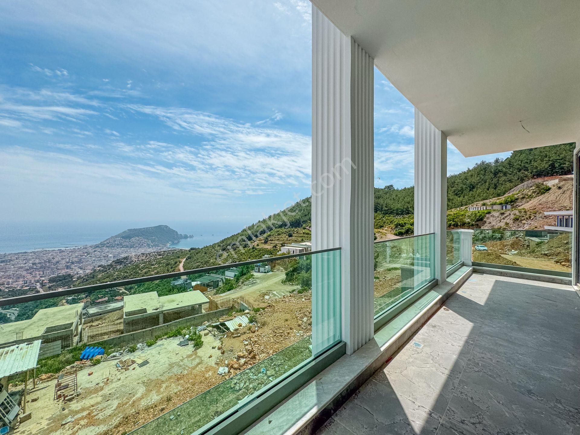 Alanya Tepe'de 4+1 400m² Muhteşem Manzaralı Ultra Lüks Villa!!! - Görsel 21