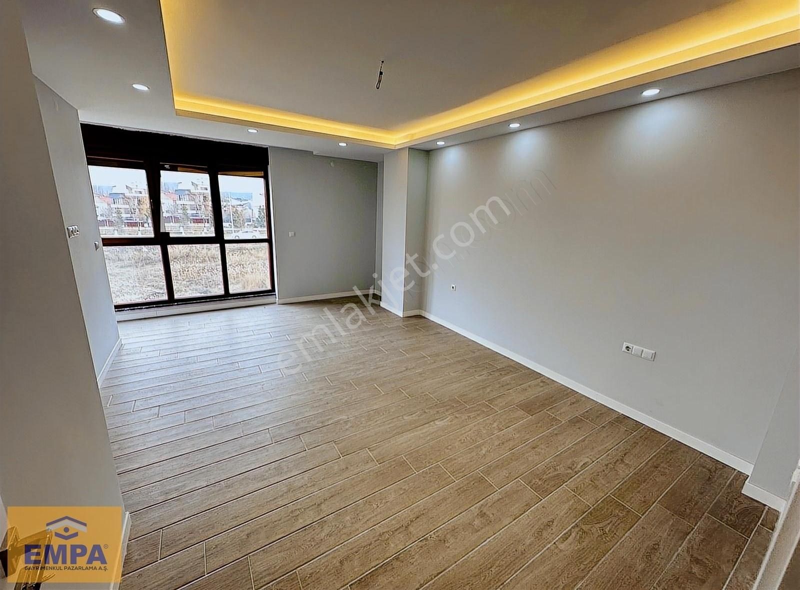 Tepebaşı Ertuğrulgazi Satılık Villa EMPA'dan ERTUĞRULGAZİ MAH. 4+1 285m² ÖZEL OTOPARKLI SIFIR VİLLA