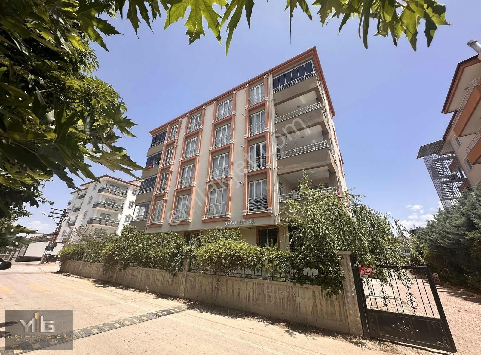 Yeşilyurt Cevatpaşa Satılık Daire HARİKA FIRSAT Ç YOLU YAKIN ARA KAT SATLIK 3+1 DAİRE