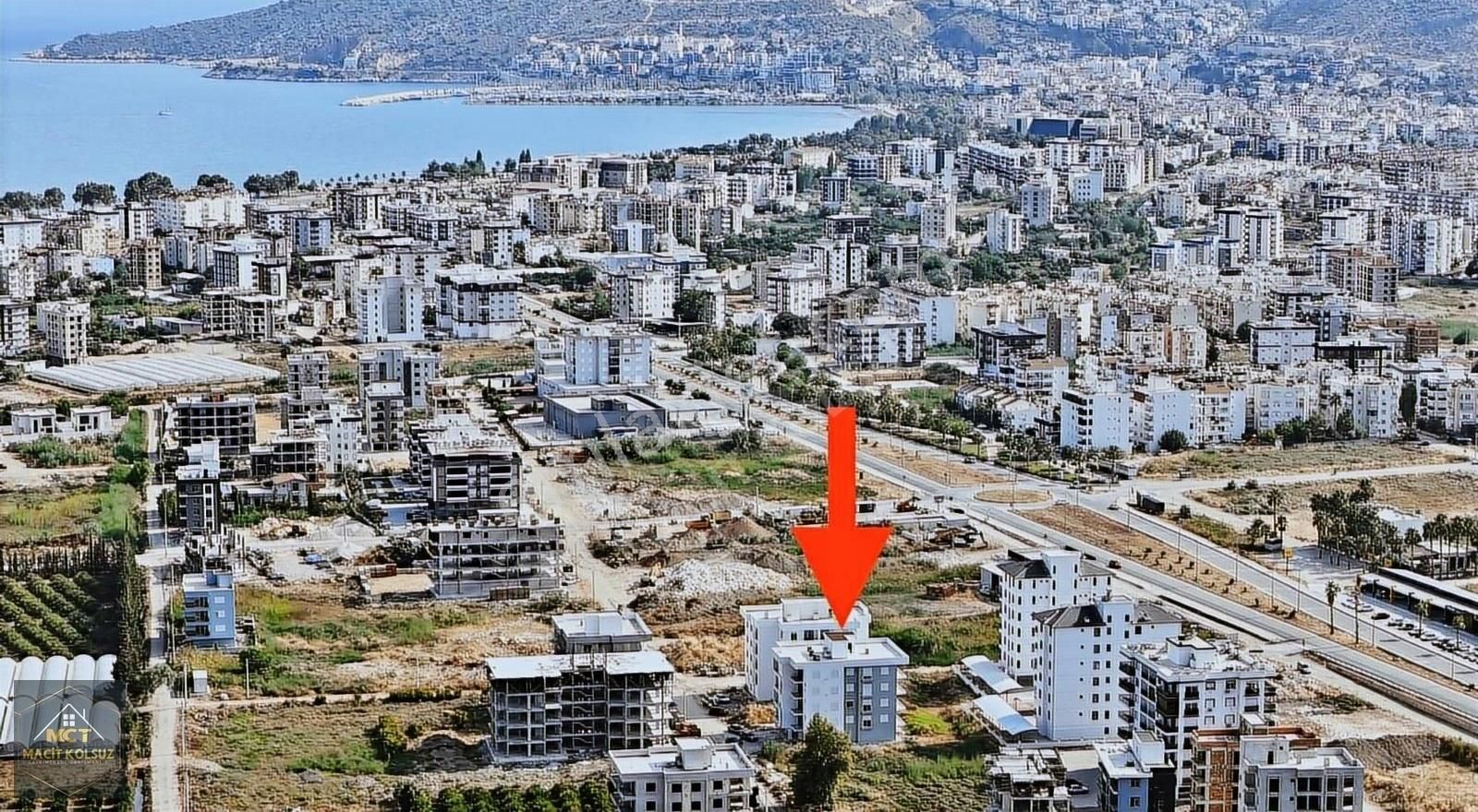 Finike Kum Satılık Daire DOĞA MANZARALI YOL CEPHELİ 1+1 ARA KAT SATILIK DAİRE