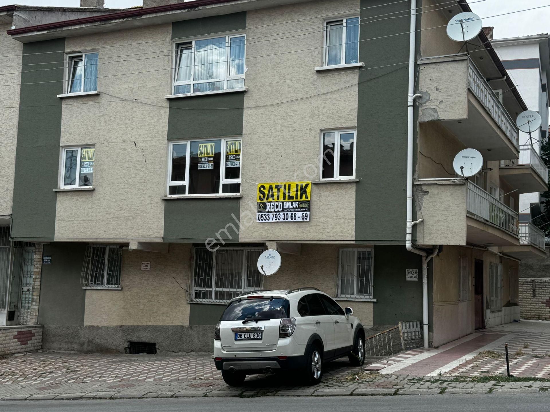 Keçiören Bağlarbaşı Satılık Daire  GÖLÇİÇEĞİ SOKAK ÖNCEPHE-ARKA CEPHE 1. KAT 3+1 DAİRE 100M²