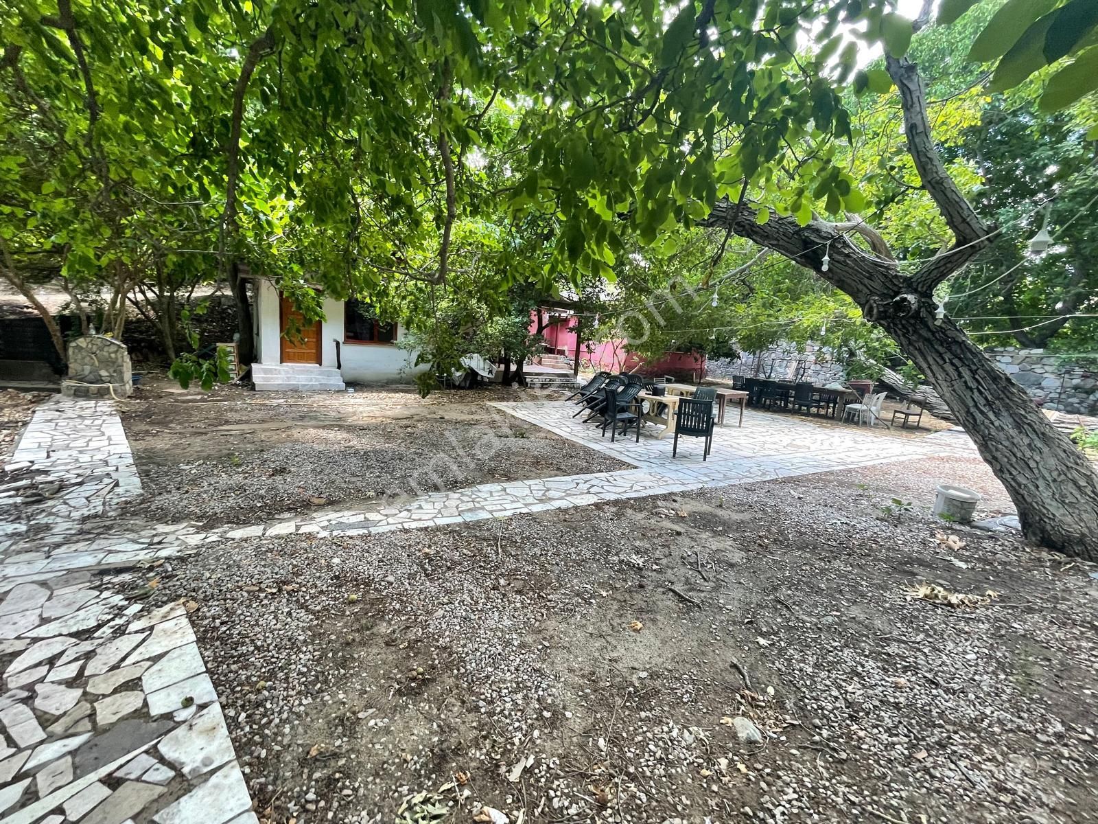 Poyraz Gayrimenkul'den İmar Sınırında Yatırımlık Hobi Bahçesi(işletmeye Uygun) - Görsel 8