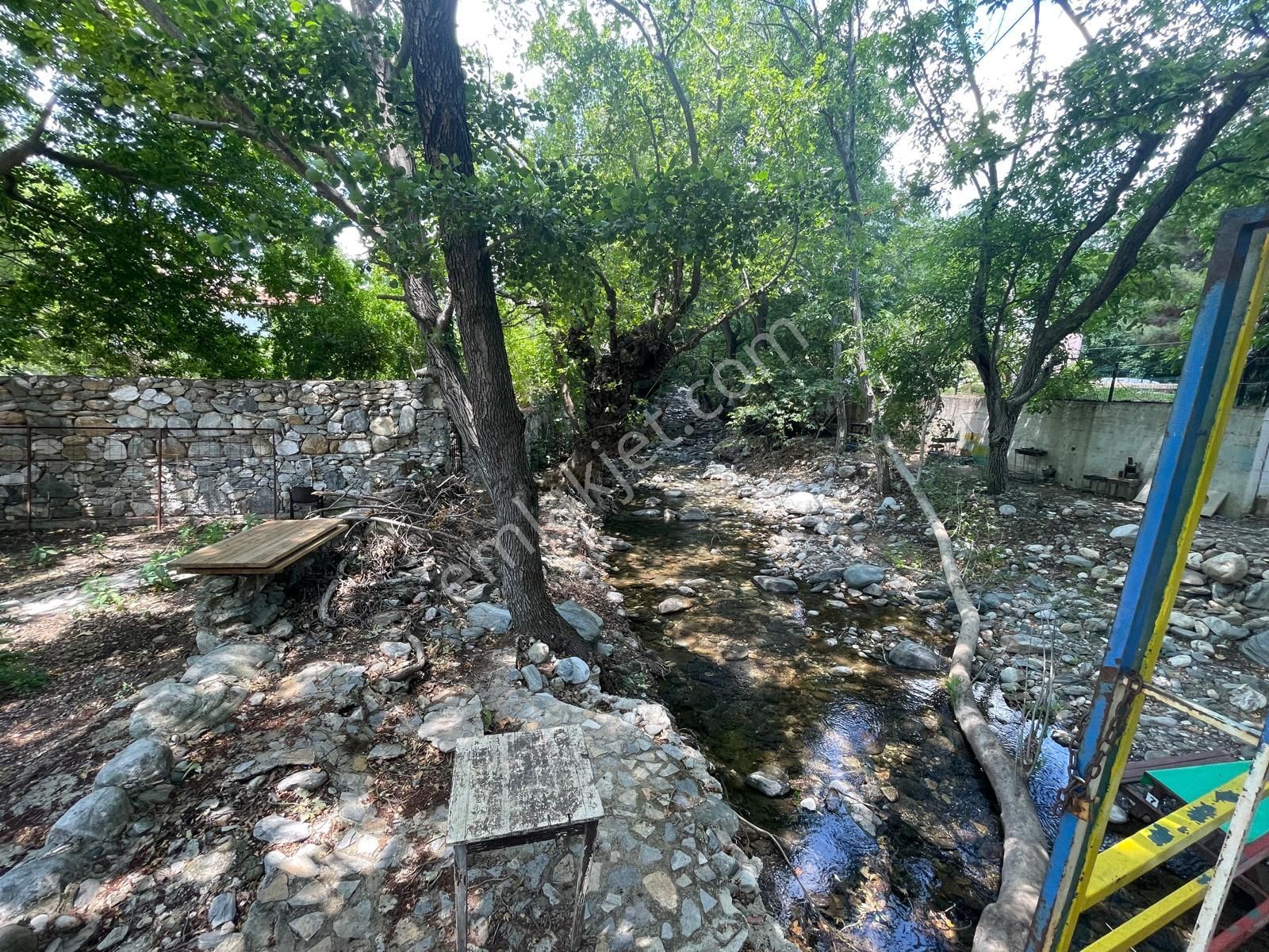 Poyraz Gayrimenkul'den İmar Sınırında Yatırımlık Hobi Bahçesi(işletmeye Uygun) - Görsel 3