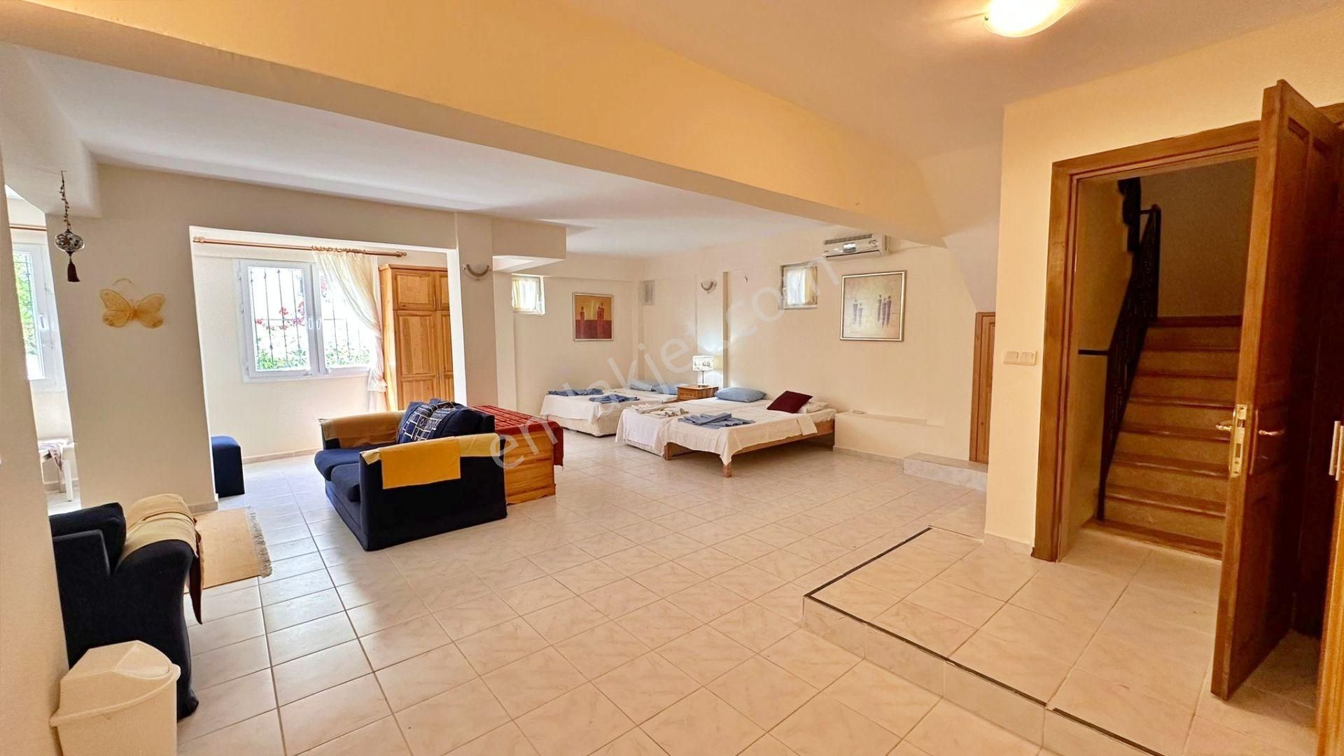 Babadağ Yolunda 630 M2 Arsa Paylı 4 Yatak Odalı Villa - Görsel 14