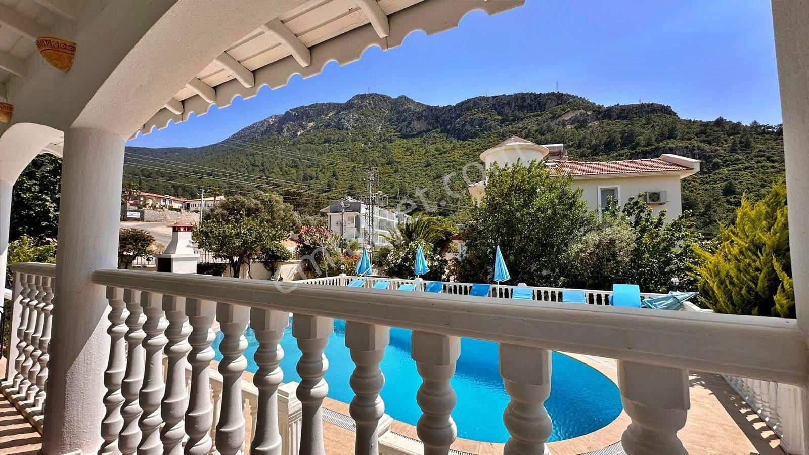 Babadağ Yolunda 630 M2 Arsa Paylı 4 Yatak Odalı Villa - Görsel 24