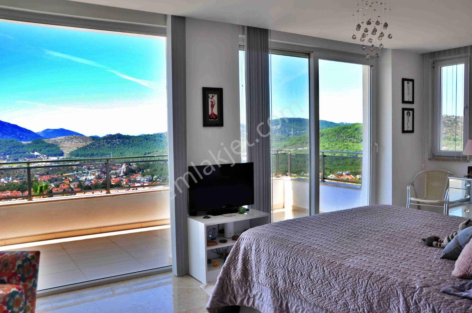 Ölüdeniz'de 753 M2 Arsa Paylı 4 Yatak Odalı Villa - Görsel 16