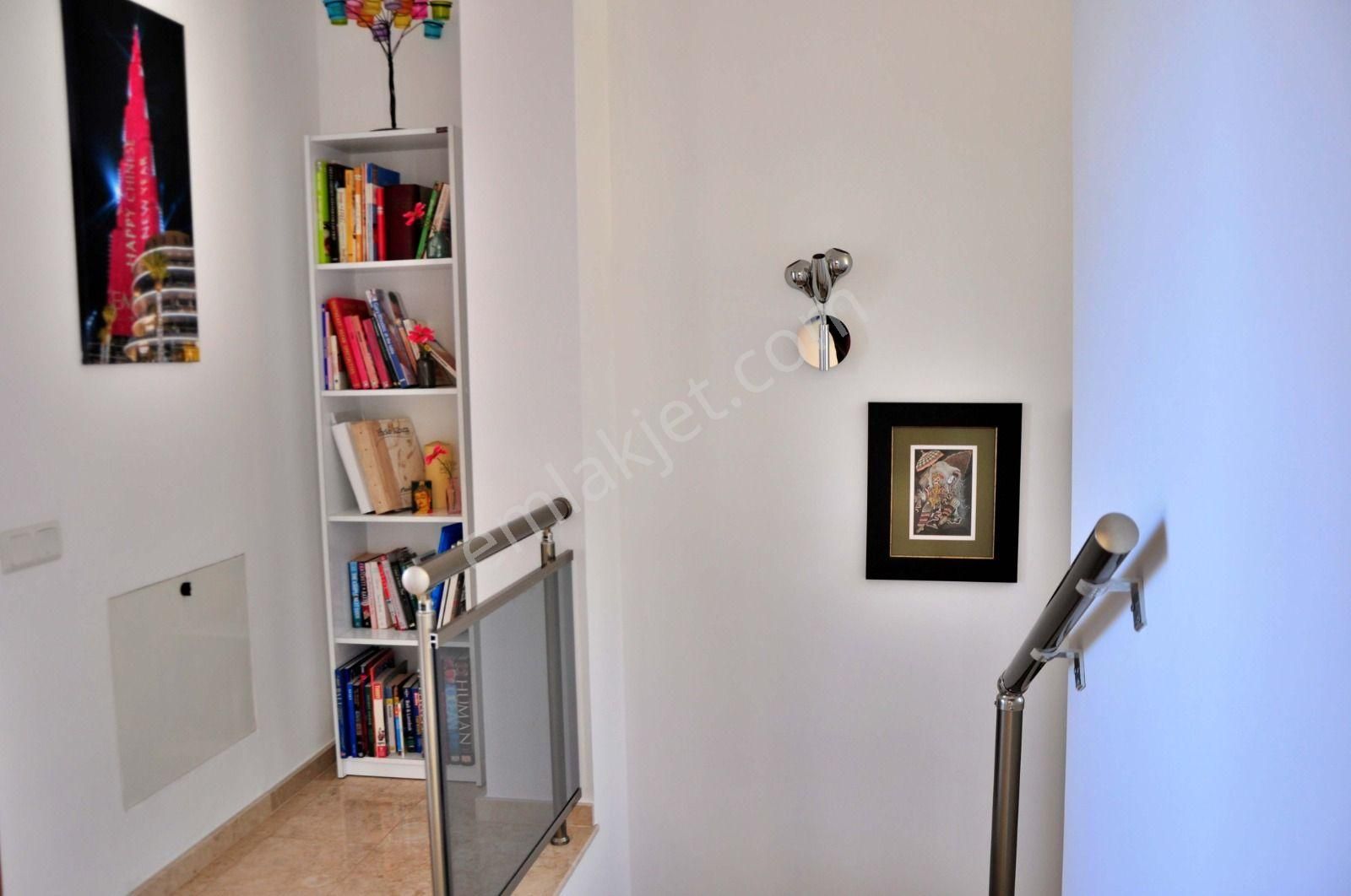 Ölüdeniz'de 753 M2 Arsa Paylı 4 Yatak Odalı Villa - Görsel 24