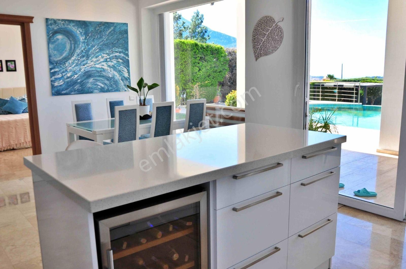 Ölüdeniz'de 753 M2 Arsa Paylı 4 Yatak Odalı Villa - Görsel 7