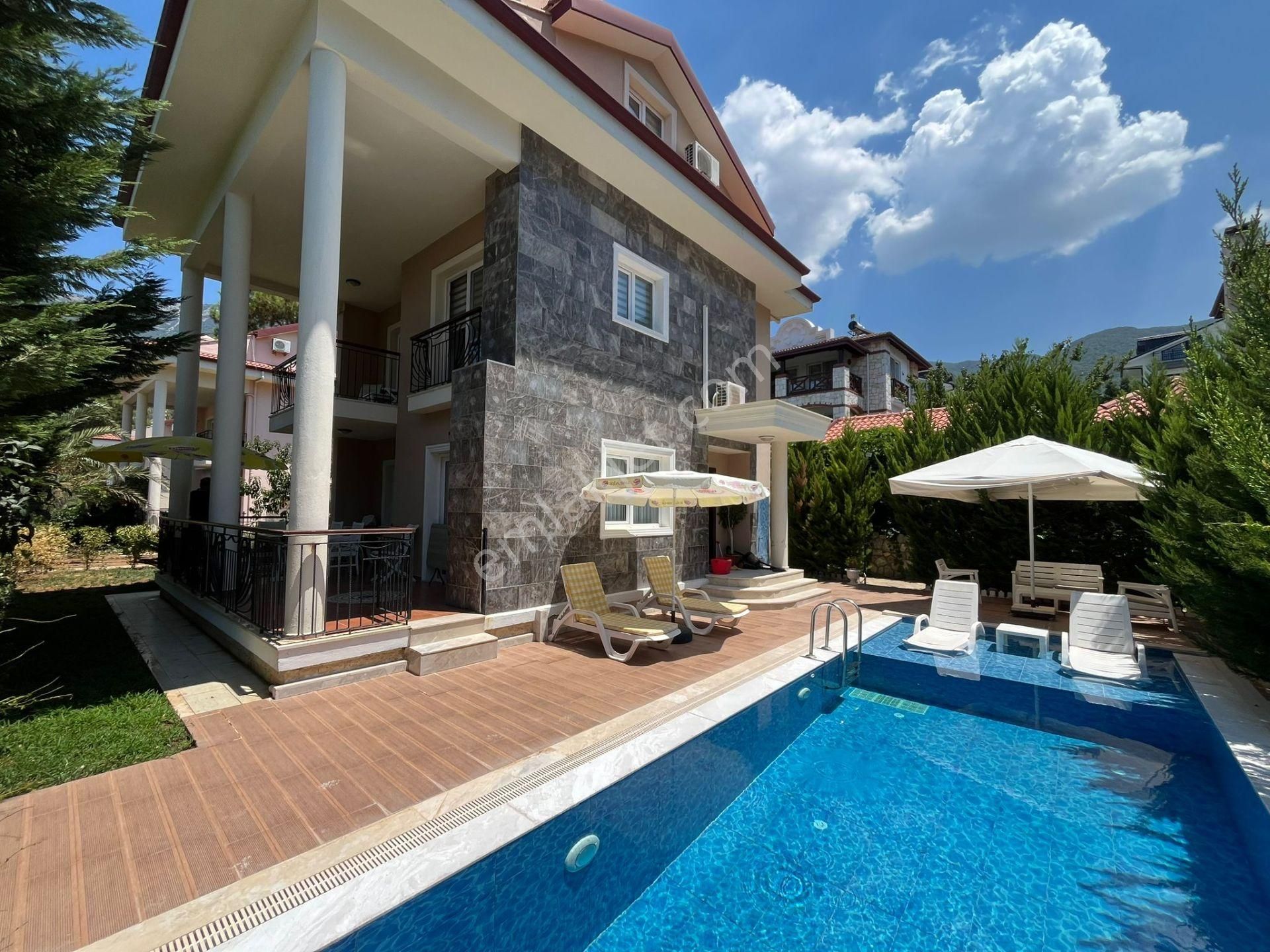 Fethiye Ölüdeniz Satılık Villa GoldHouse dan Satılık Fethiye Ölüdeniz de 4+1 Villa