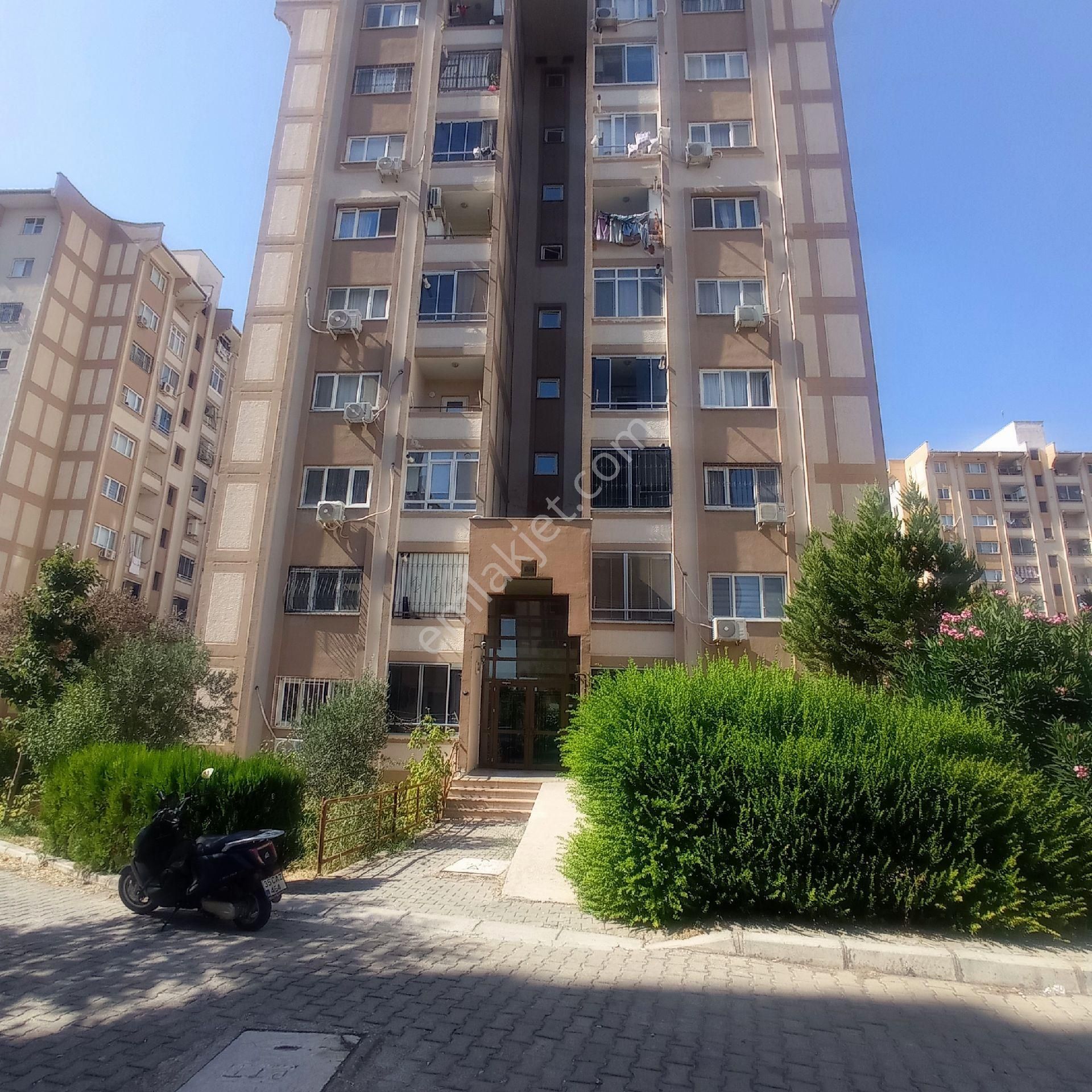 Torbalı Yazıbaşı Satılık Daire Bahcelievler Tokide Satilik 2+1 Arakat