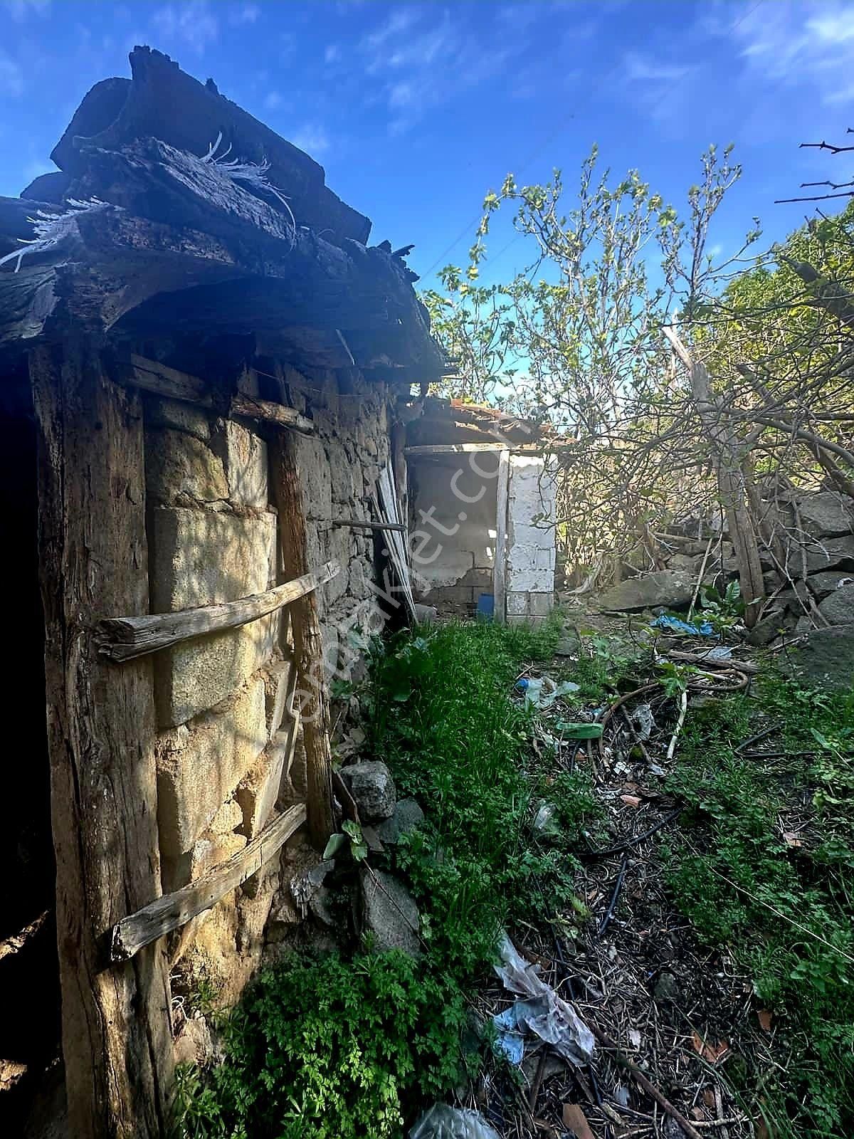 Çanakkale Taştepe Köyünde Satılık Müstakil Köy Evi - Görsel 11