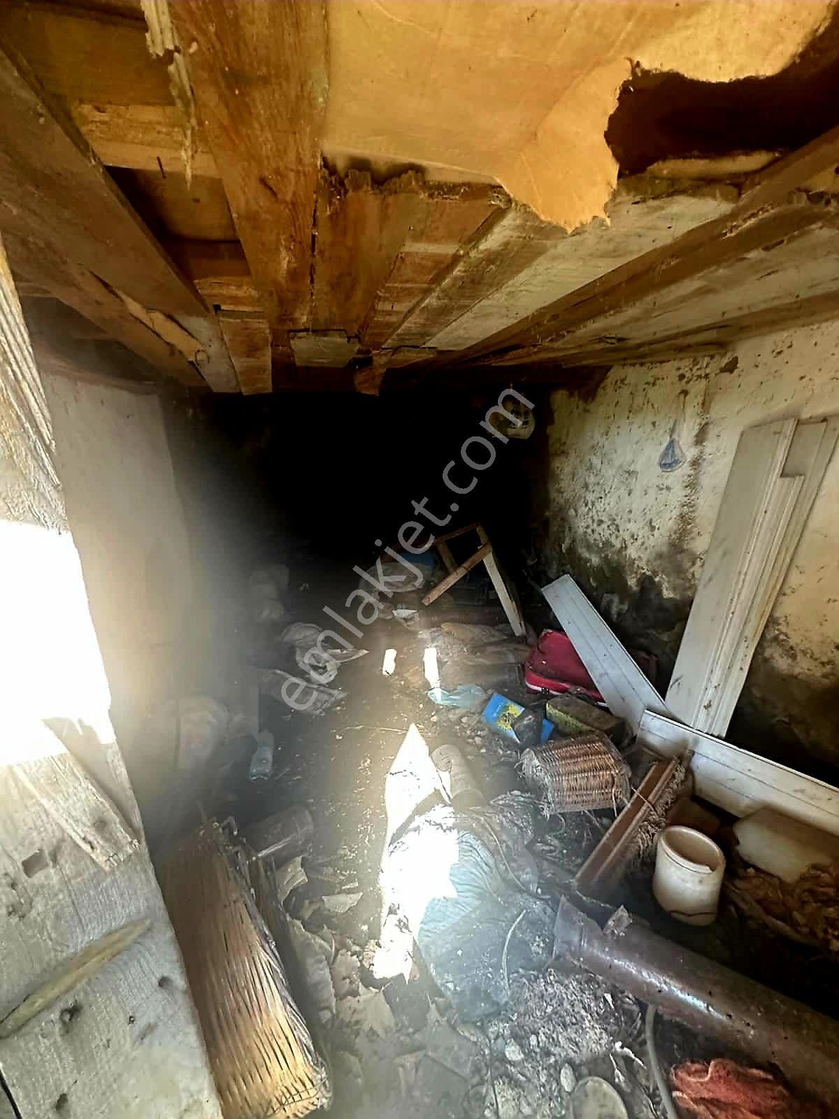 Çanakkale Taştepe Köyünde Satılık Müstakil Köy Evi - Görsel 5