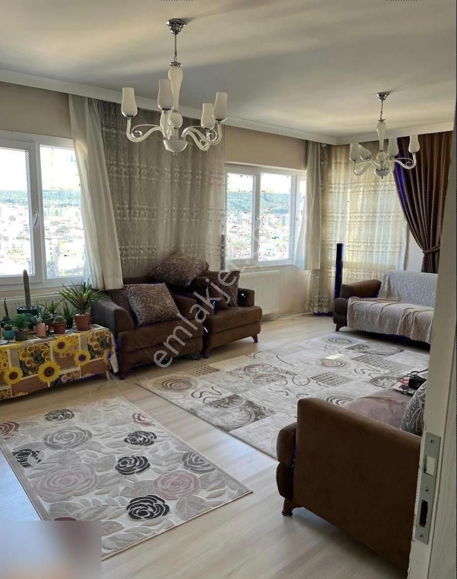 Buca Yenigün Satılık Daire İzmir Buca Yenigün Mahallesi Satılık 3+1 138 M2 Brüt Daire