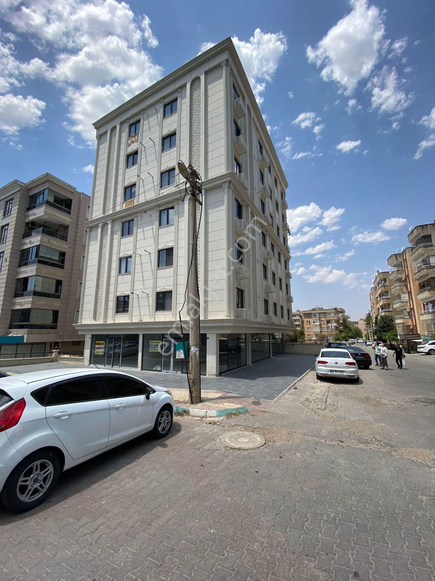 Haliliye Selahaddin Eyyübi Satılık Daire AKİF ERSOY CADDESİNDE FULL EŞYALI 1+1 DAİRE