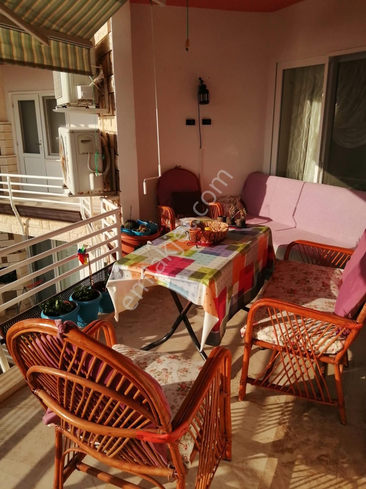 Mersin Bozyazı Körfez Evleri Sitesi'nde 2. Kat 3+1 Eşyalı Satılık Yazlık - Görsel 8