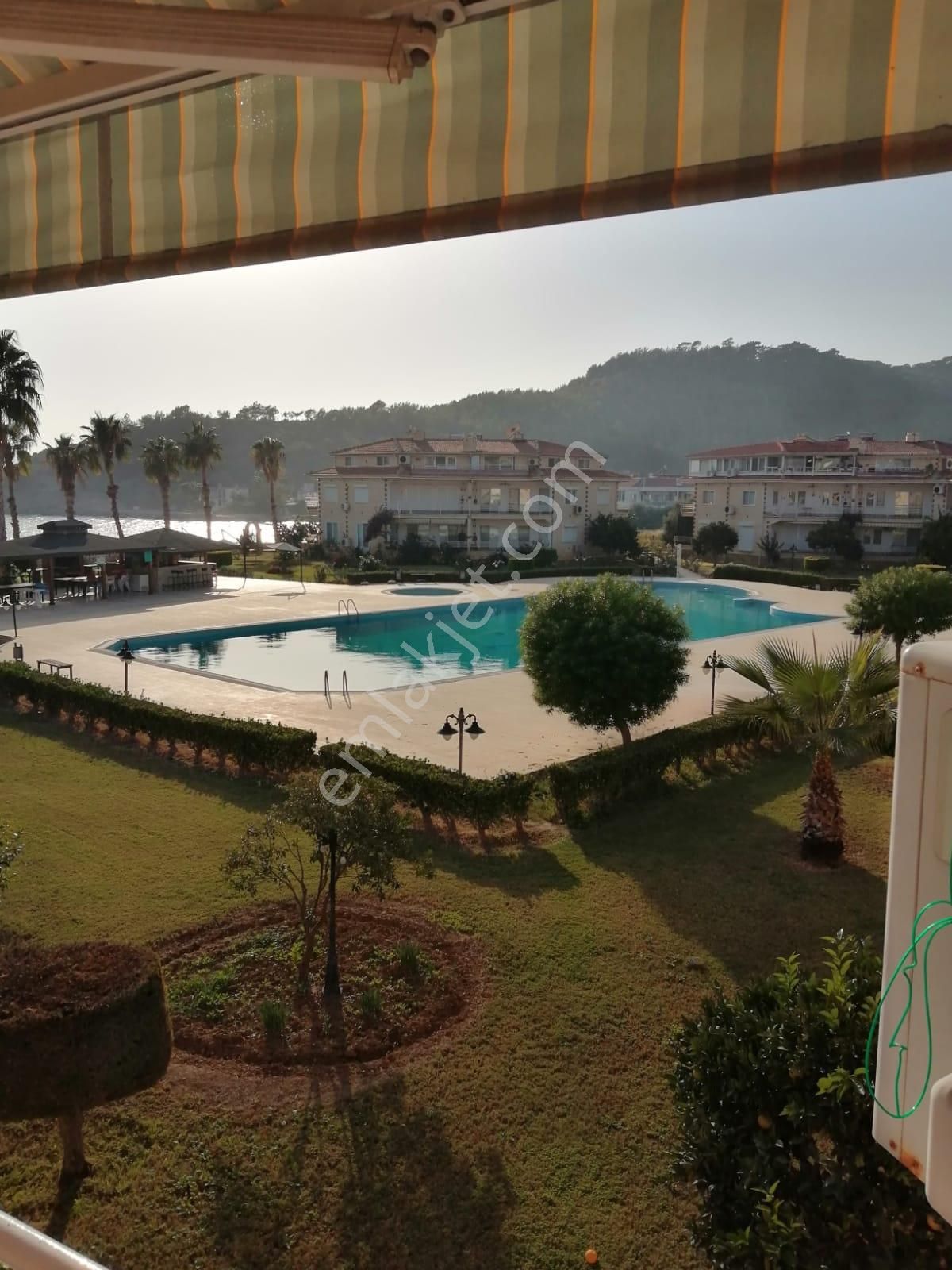 Mersin Bozyazı Körfez Evleri Sitesi'nde 2. Kat 3+1 Eşyalı Satılık Yazlık - Görsel 4