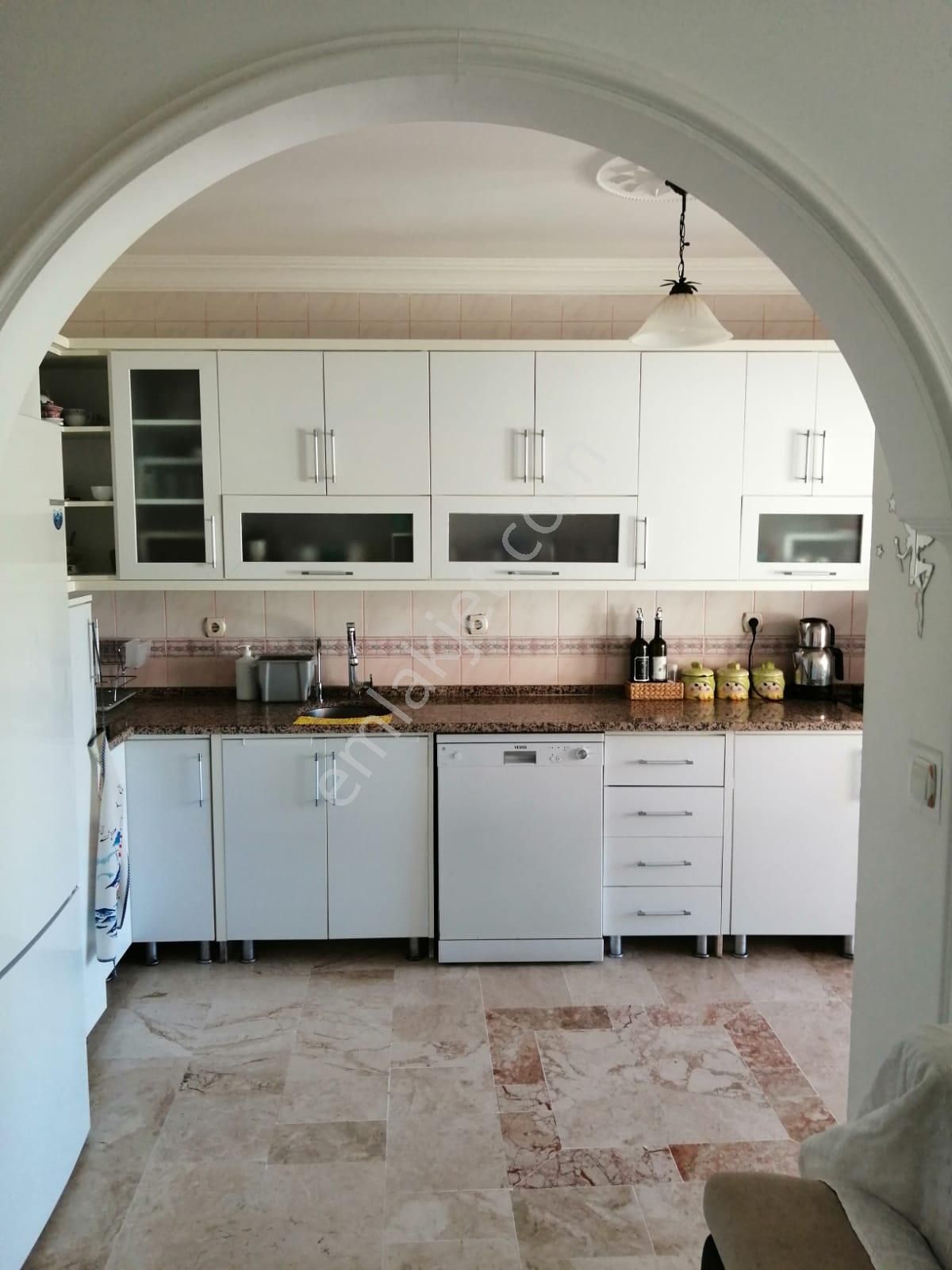 Mersin Bozyazı Körfez Evleri Sitesi'nde 2. Kat 3+1 Eşyalı Satılık Yazlık - Görsel 23