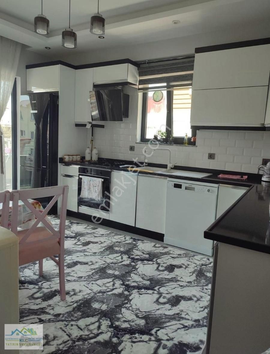 Karesi 2. Sakarya Satılık Daire Klc'den Karesi 2.sakarya Mah.de 4+1 250 M2 Dubleks Satılık Daire