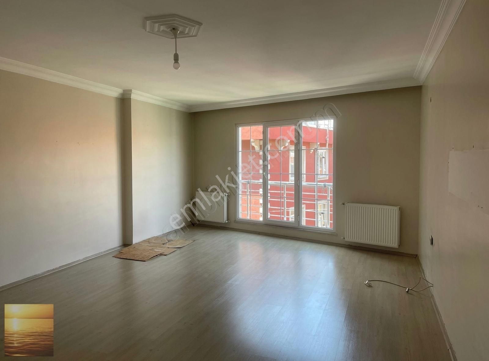 Beyoğlu Halıcıoğlu Kiralık Daire YILMAZ GROUP'TAN 3+1 GENİŞ OTOPARKLI 3.KAT METROBÜSE 1 DK YÜRÜME