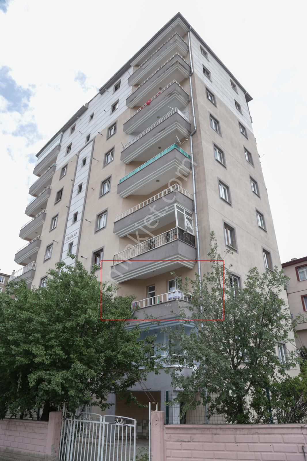 Melikgazi Battalgazi Satılık Daire  KAYSERİ MELİKGAZİ'DE 150m² 3+1 CADDE ÜZERİ SATILIK DAİRE...