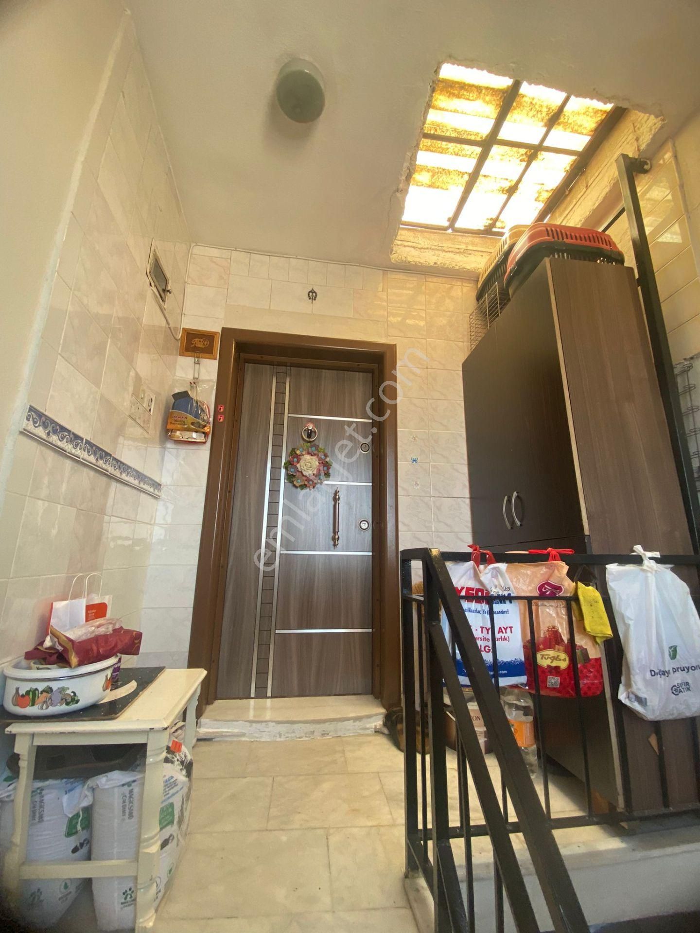 Konak Ulubatlımahallesinde 2+1 85m2 Ayrı Mutfak Havadar Satılık Daire - Görsel 19