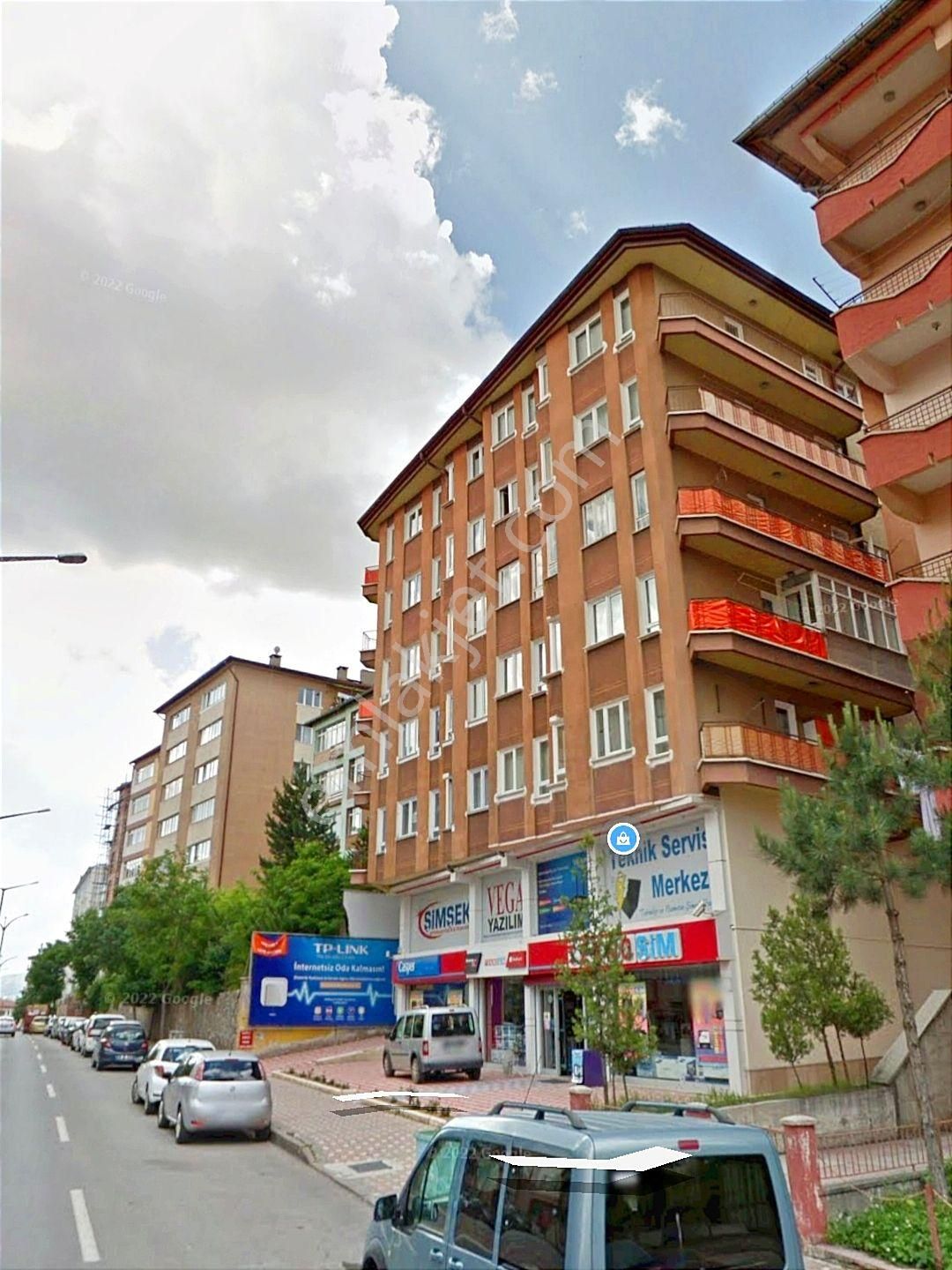 Sivas Merkez Mevlana Satılık Daire 🌈KARAHAN EMLAK'TAN SATILIK DAİRE : 3.500.000₺🌈3.KAT . 130 M² . 3+1   FULL YAPILI . 🌈MEVLANA MAH