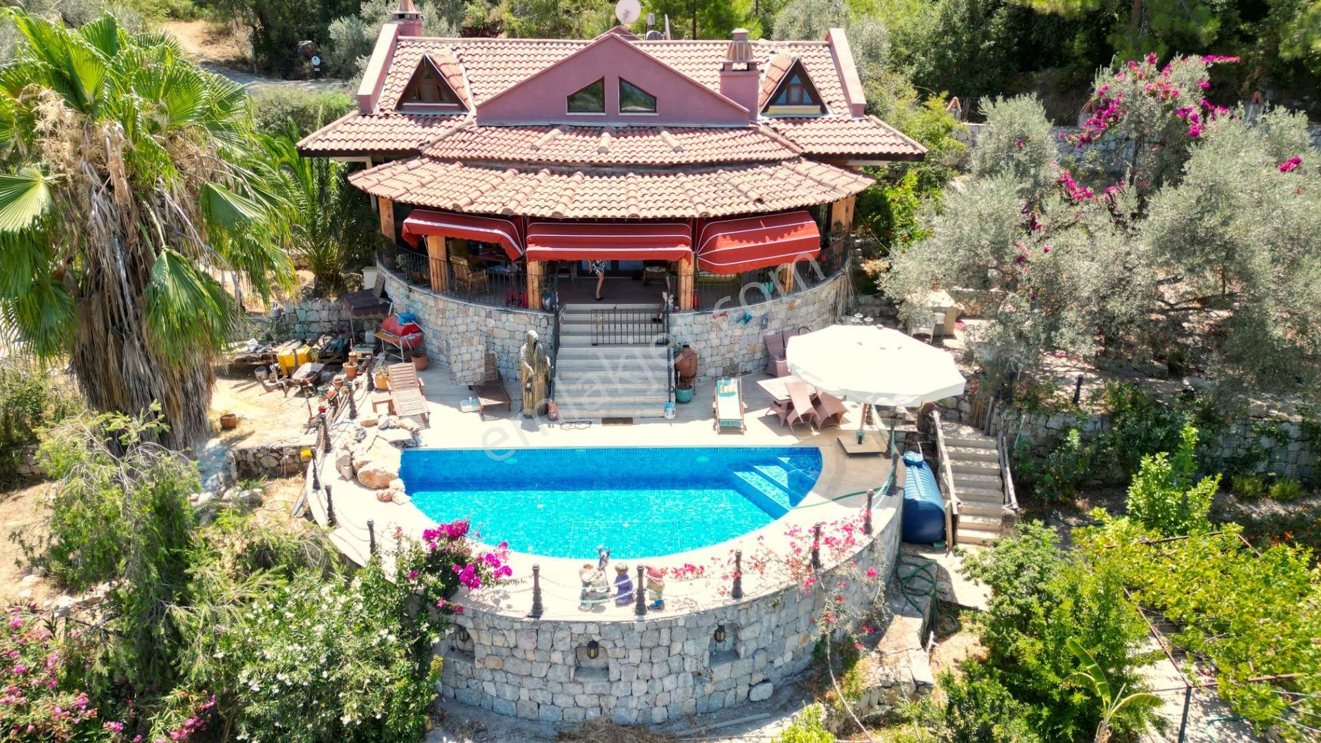 Goldhouse Dan Satılık Villa Fırsatı 1930 M² Arsa İçinde - Görsel 4