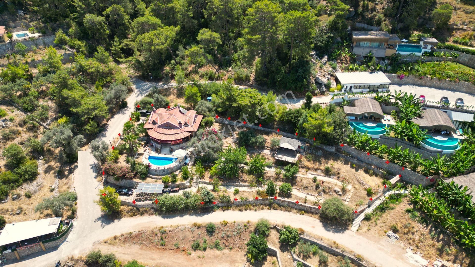 Goldhouse Dan Satılık Villa Fırsatı 1930 M² Arsa İçinde - Görsel 3