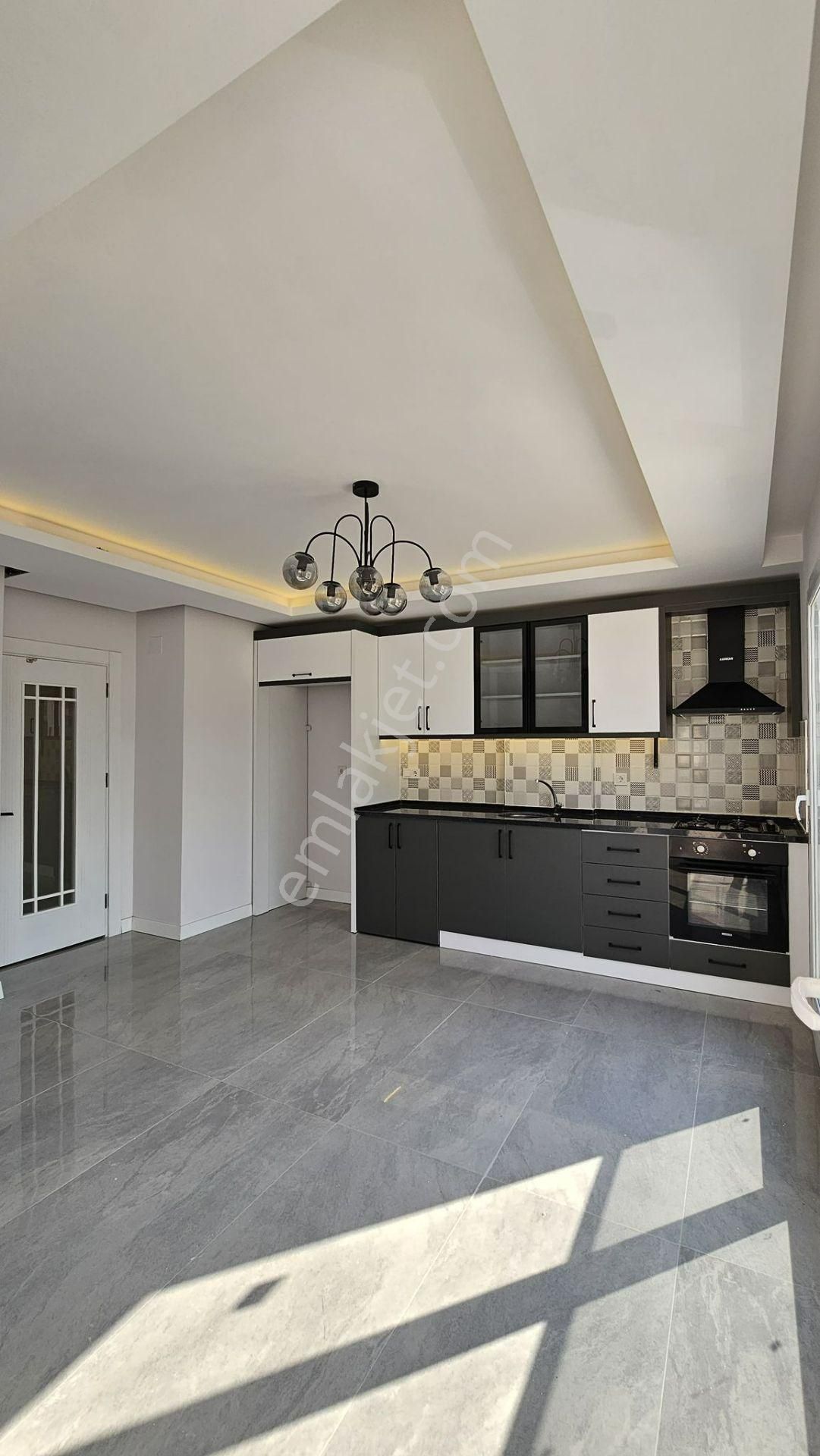 Tarsus Bağlar Satılık Daire  BAĞLAR MAHALLESİNDE 3+1 SATILIK DAİRE