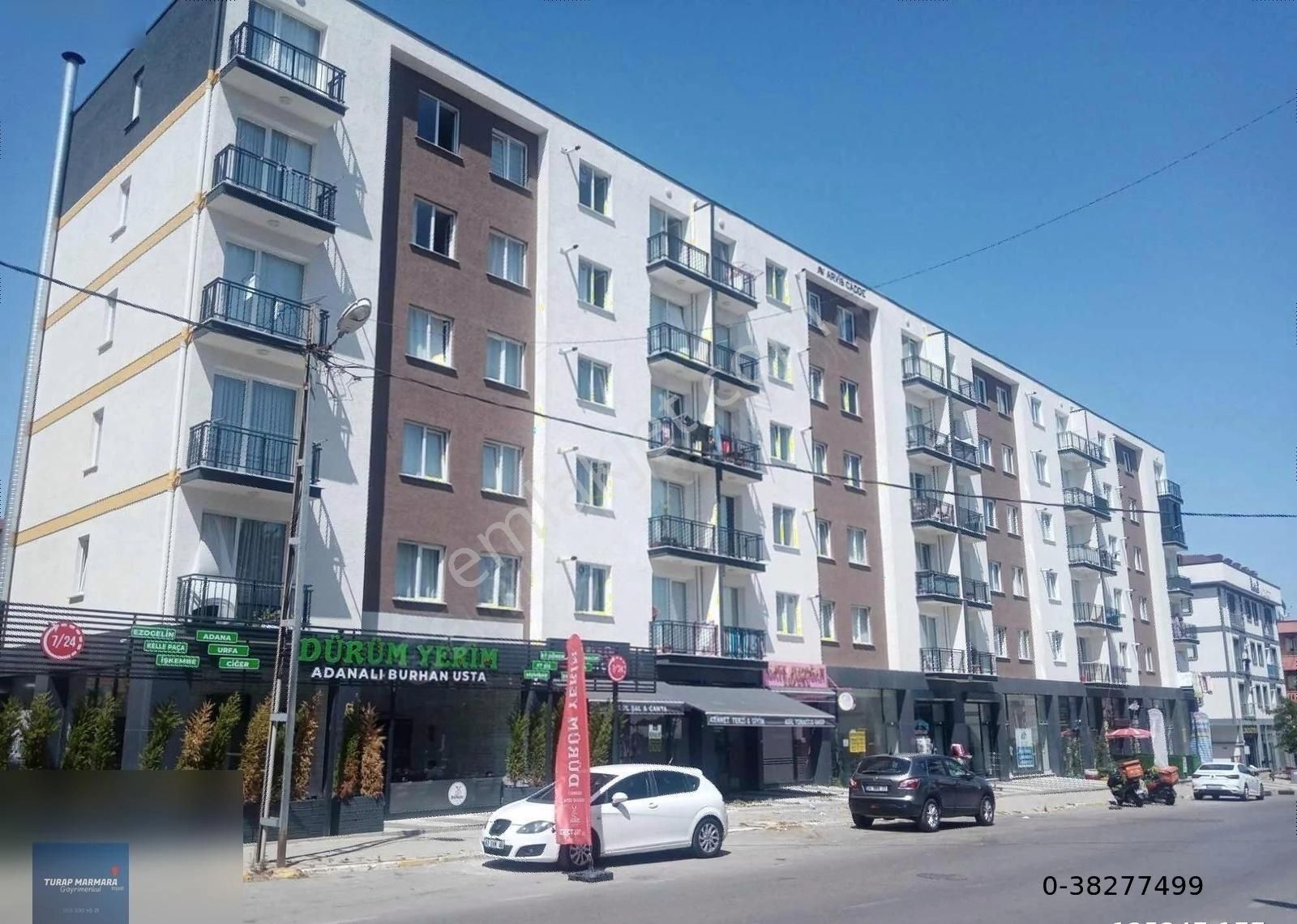 Pendik Ahmet Yesevi Satılık Daire ESENYALI ÇAMLIKTA SİTE İÇİ SIFIR 2+1