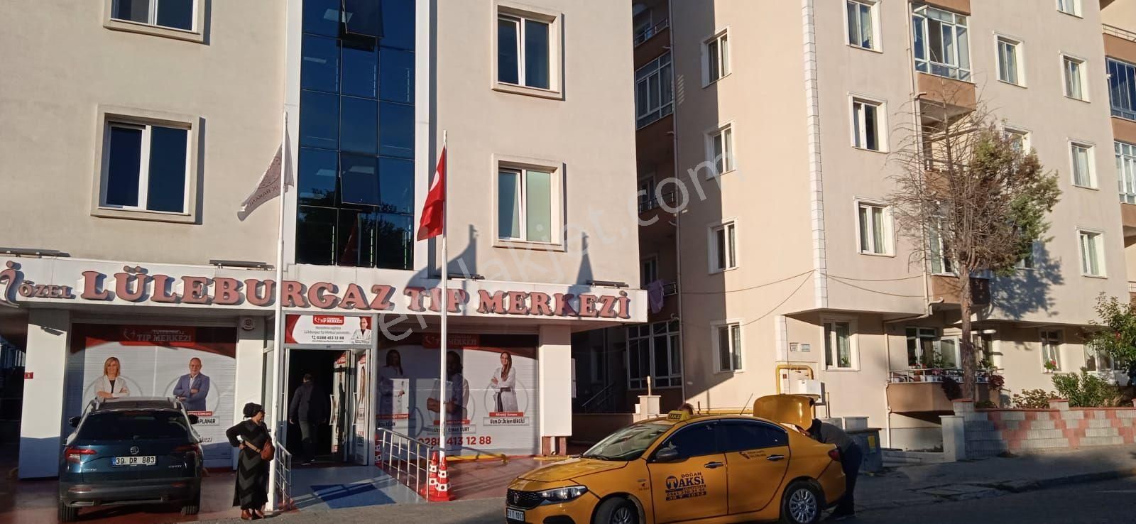 Lüleburgaz Yıldız Satılık Daire KONUM ÖNEMLİ DİYENLER İÇİN TIP MERKEZİ YANINDA SATILIK DAİRE 