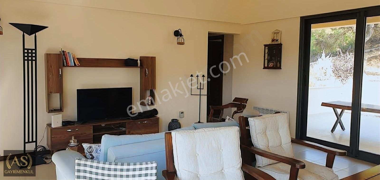 As Gyd.seferihisar Gödence'de Köy İçinde Ruhsatlı Ev Olan Arazi - Görsel 14