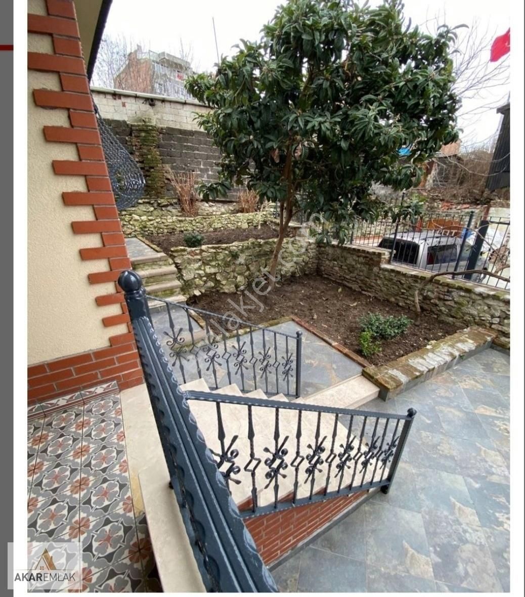 Ayvansarayda 2 Adet Bahçeli Müstakil Ev - Görsel 4