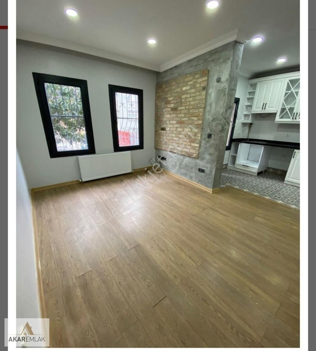 Ayvansarayda 2 Adet Bahçeli Müstakil Ev - Görsel 24