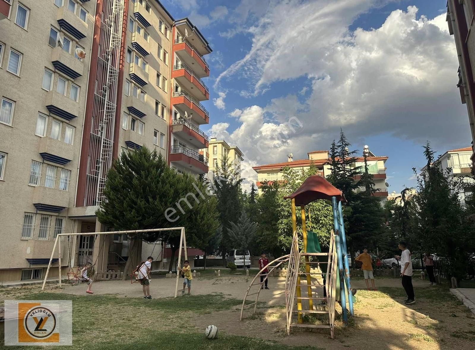 Elazığ Merkez Ataşehir Satılık Daire Elazığ Ataşehir Mahallesinde Satılık 4+1 Site İçerisinde Daire