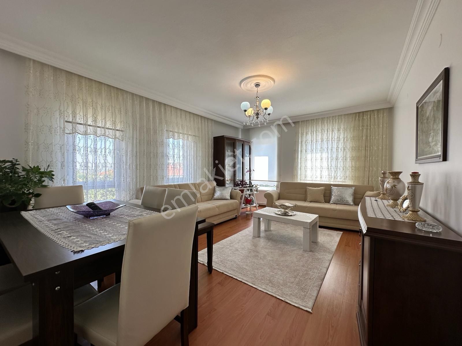 Çankaya Mürsel Uluç Satılık Daire  LEVENT'TEN İLKER 9.CADDE (931.CADDE) PARALELİ 3+1,125M2 BAĞIMSIZ SALON KATTA