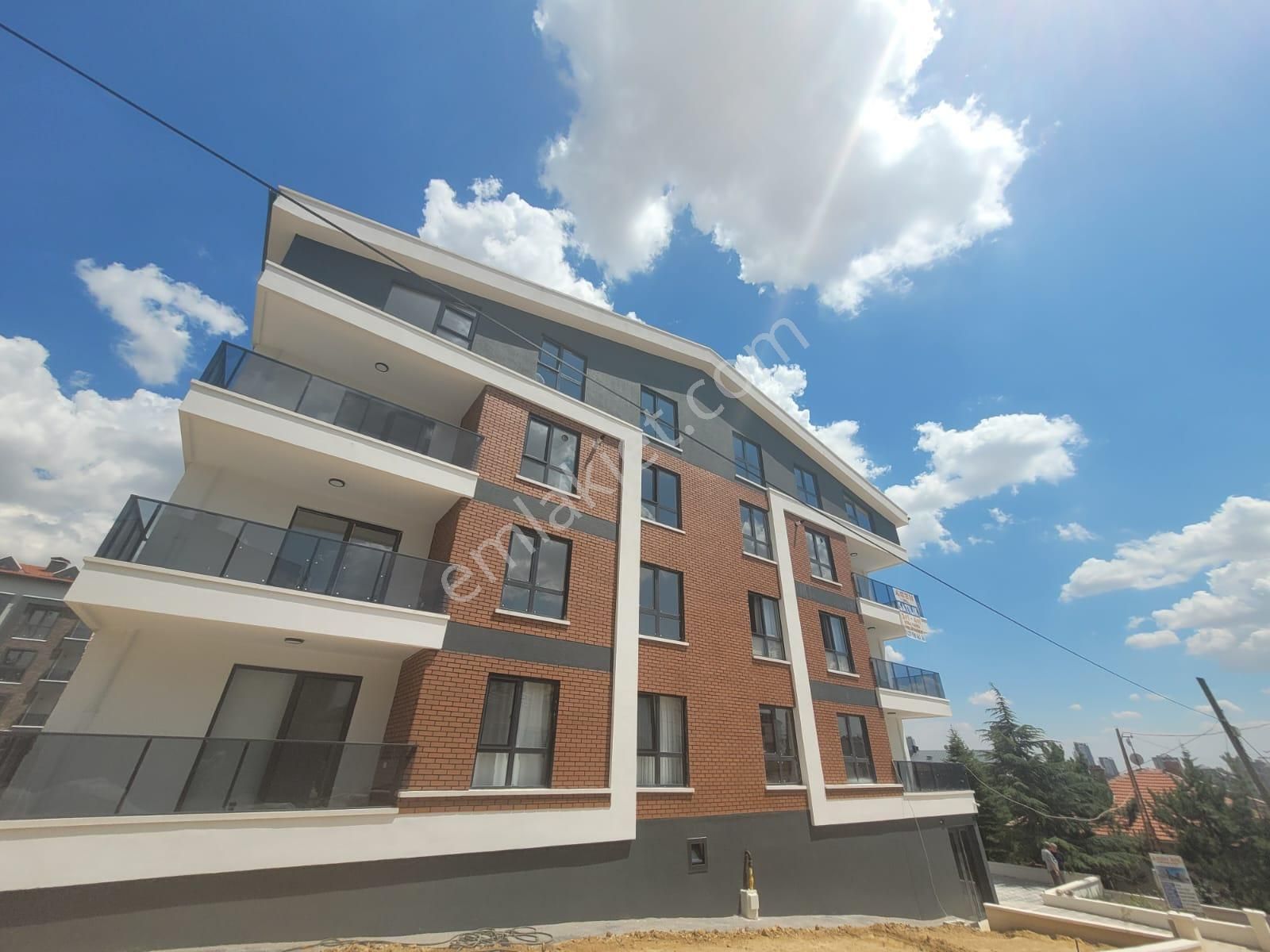 Gölbaşı Taşpınar Satılık Daire  TAŞPINAR DA  KATTA  2+1 LÜX DAİRE