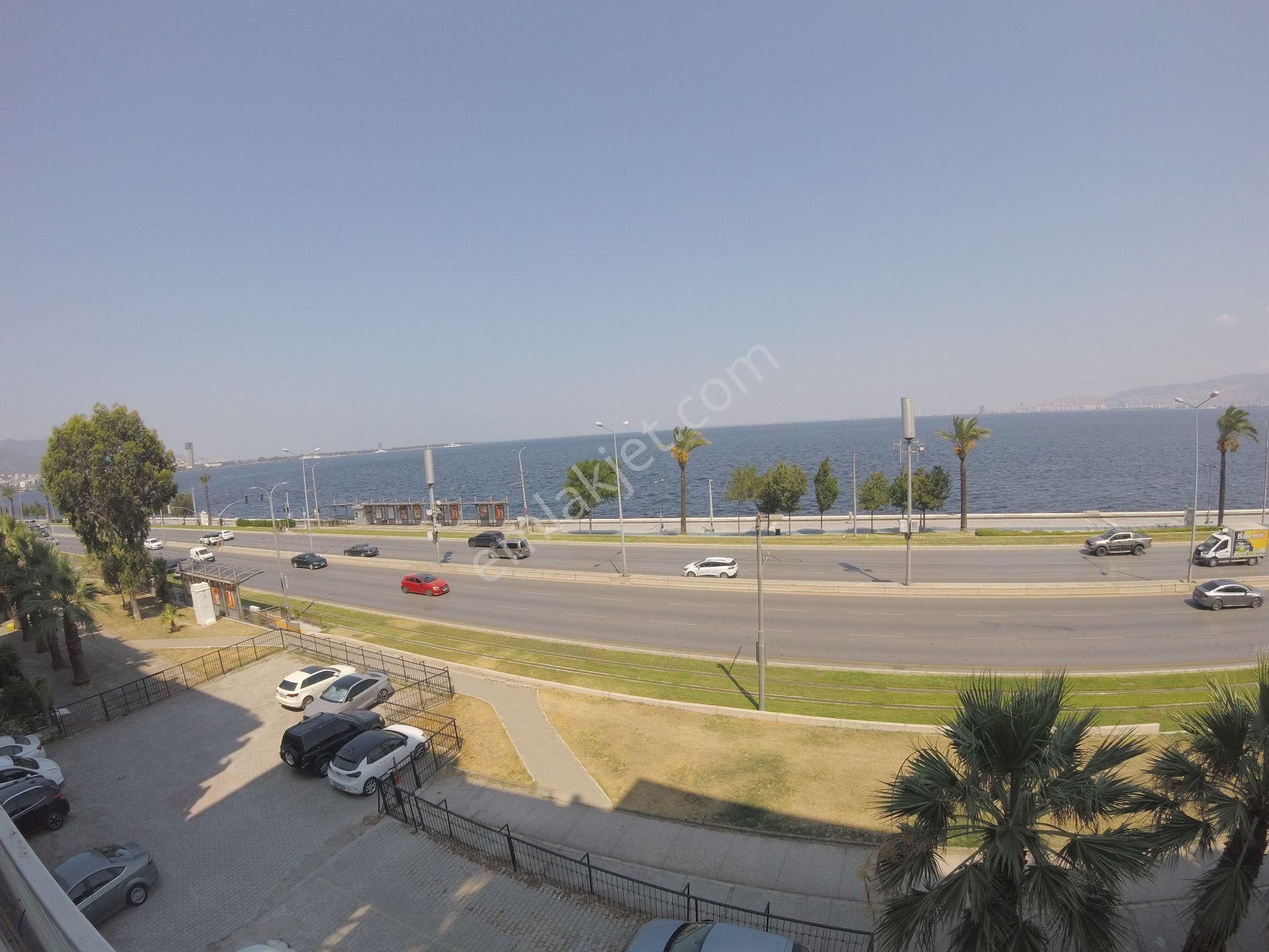 Konak Çankaya Hastaneye Yakın Kiralık Daire Konakta Kiralık Yalı Dairesi Panoramik İzmir Körfez Manzaralı