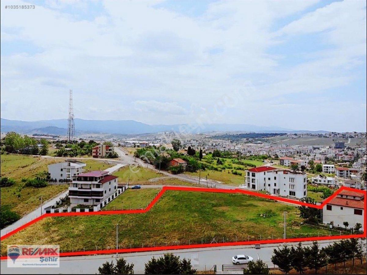 Yalova Merkez Mustafa Kemal Paşa Satılık Konut İmarlı REMAX YALOVA MERKEZ'DE SATILIK DENİZ MANZARALI ARSA