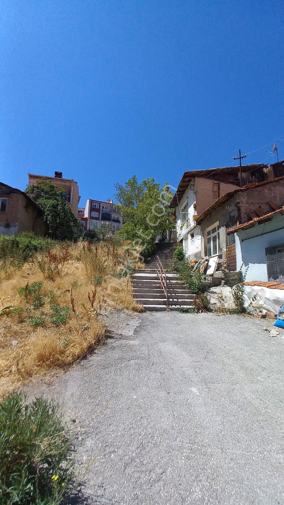 Maltepe Mahallesinde Uygun Fiyatlı Satılık Kerpiç Ev - Görsel 2