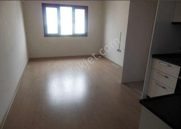 Menderes Cüneytbey Hastaneye Yakın Kiralık Daire Menderes Cüneytbey’de 2+1 Kiralık Daire